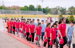 Công ty Tân Đệ: Xúc động hành trình cùng con về thăm Lăng Bác