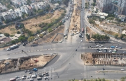 Đẩy nhanh giải phóng mặt bằng, giải ngân vốn cho các dự án trọng điểm