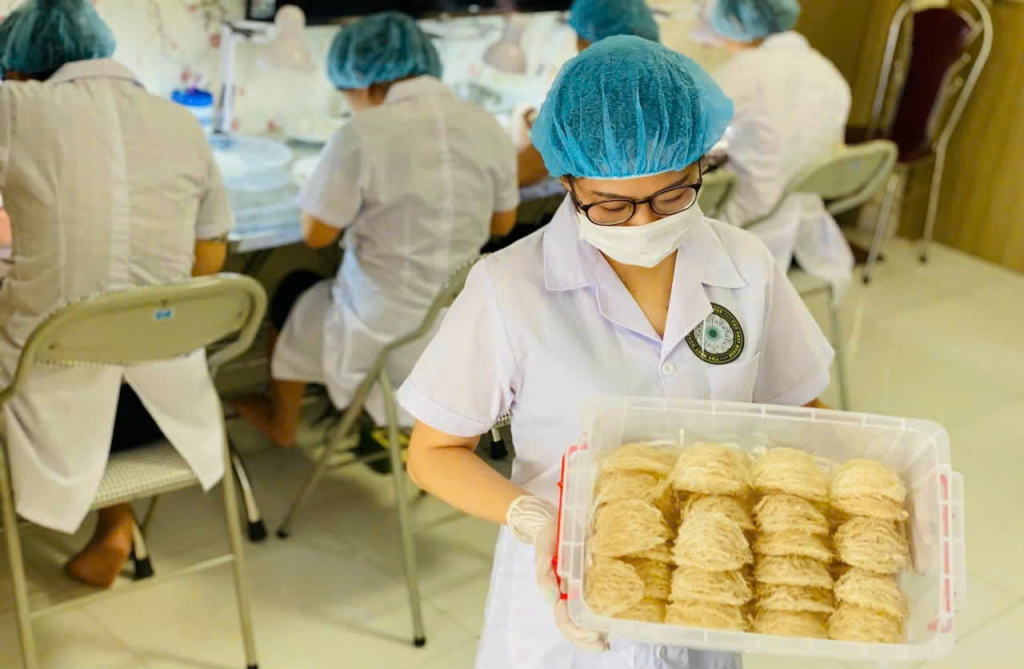 Giữa đại dịch, CEO Yến Sào The Nest House nhìn thấy cơ hội tiếp cận của mình trên Thương mại điện tử