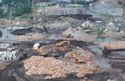 TP Hồ Chí Minh: Bắt nhóm đối tượng khai thác đá trái phép