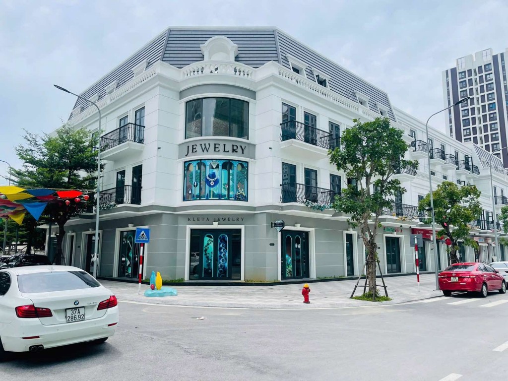 Shophouse đã vận hành thực tế dễ dàng khai thác kinh doanh ngay, đón đầu dòng tiền trong giai đoạn phục hồi thị trường.