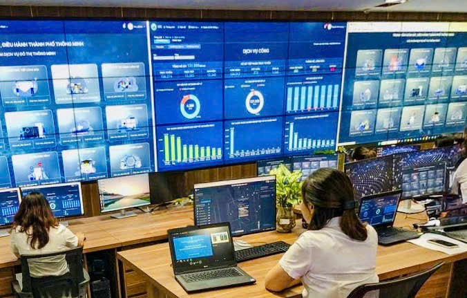 Trung tâm điều hành đô thị thông minh (IOC) áp dụng công nghệ mới, sử dụng dữ liệu số, đặc biệt là yêu cầu cao về quy trình, nghiệp vụ liên ngành (Ảnh: NL)