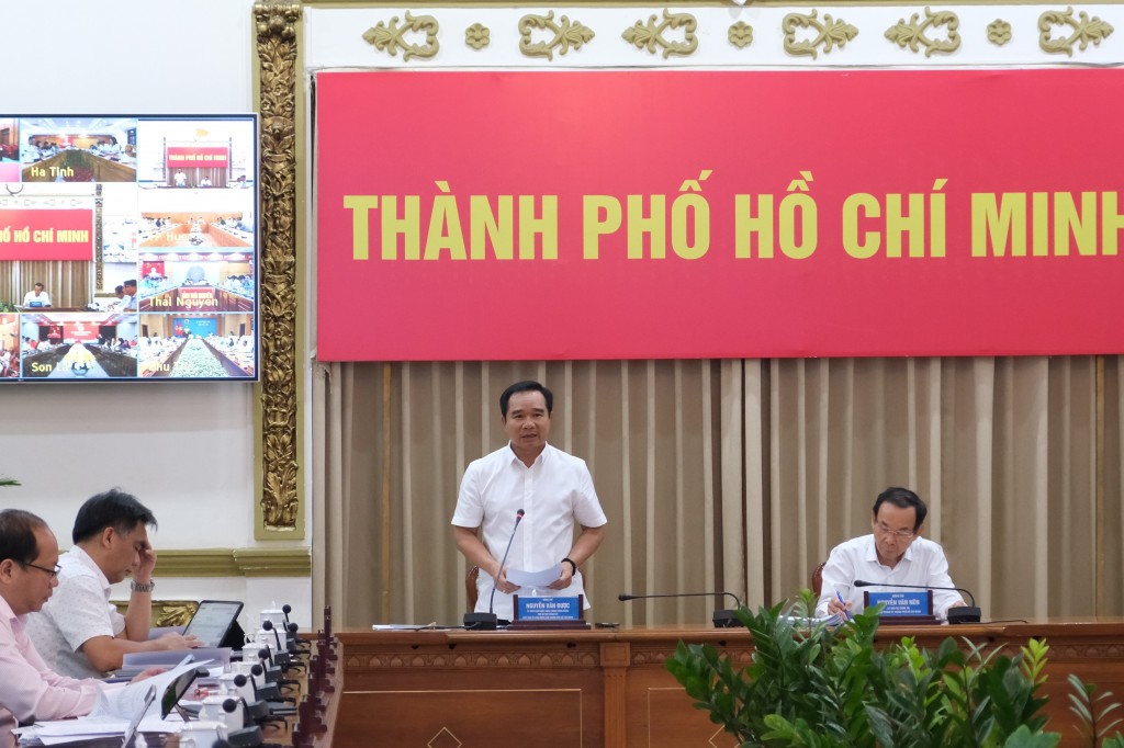 Chủ tịch UBND TP. Hồ Chí Minh Nguyễn Văn Được phát biểu tại Phiên họp