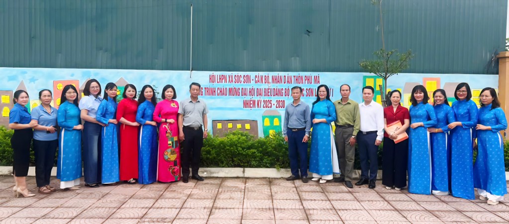 Gắn biển hai công trình tiêu biểu chào mừng Quốc khánh 2/9