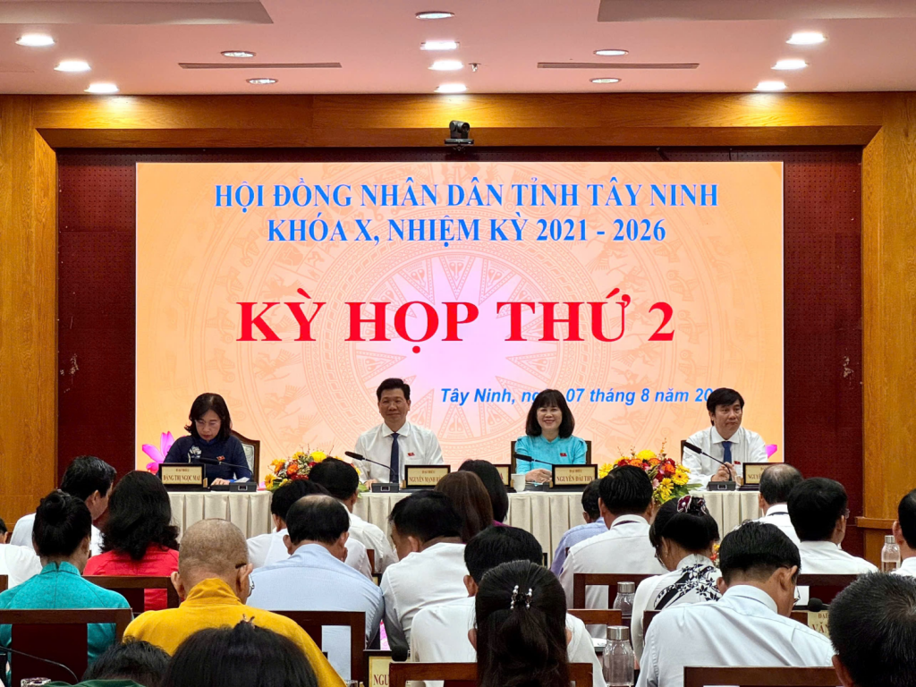 HĐND tỉnh Tây Ninh thông qua 14 nghị quyết quan trọng trong nhiều lĩnh vực