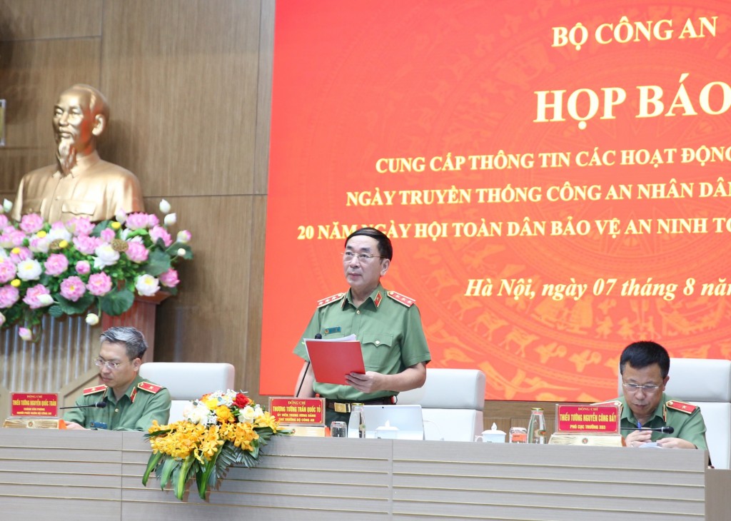 Thượng tướng Trần Quốc Tỏ, Ủy viên Trung ương Đảng, Thứ trưởng Bộ Công an phát biểu. Ảnh: Phạm Kiên/TTXVN
