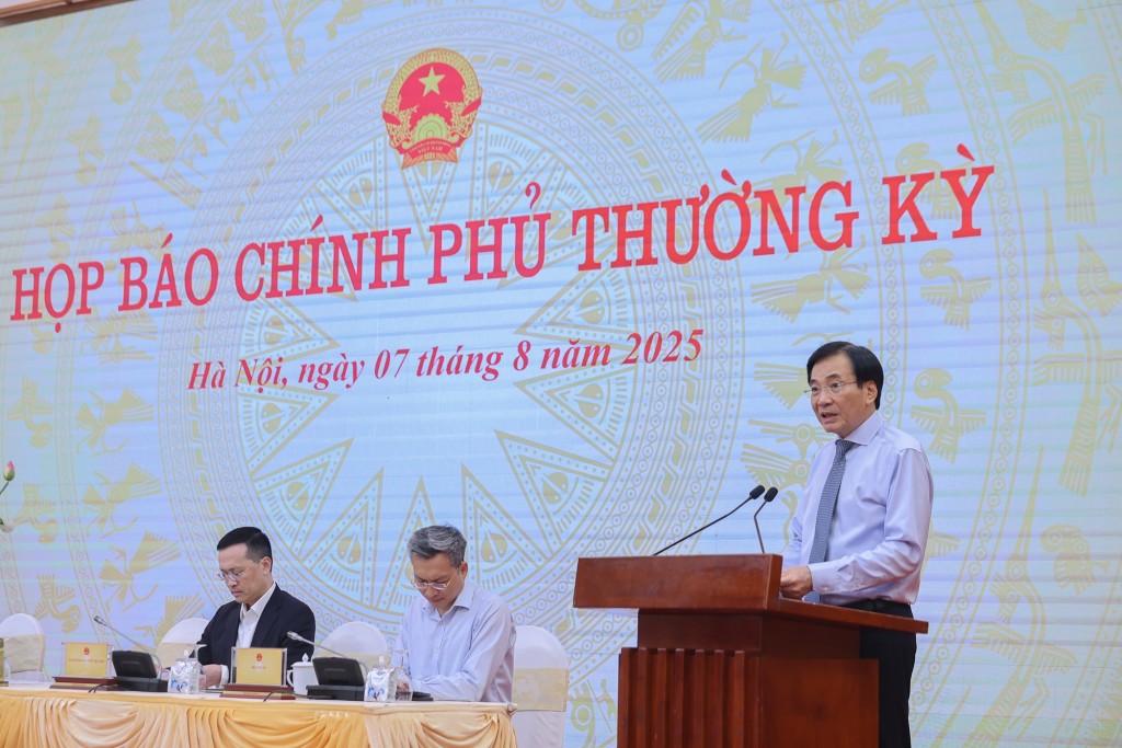 Tình hình kinh tế xã hội 7 tháng đầu năm có nhiều tín hiệu khởi sắc