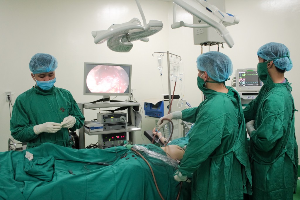 Bệnh viện đa khoa Đông Anh giành lại sự sống cho bệnh nhân chửa ngoài tử cung vỡ - Tin tức sự kiện - Cổng thông tin điện tử Sở y tế Hà Nội