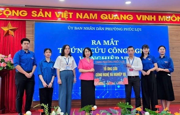 Phường Phúc Lợi ra mắt "Tổ ứng cứu công nghệ và nghiệp vụ"