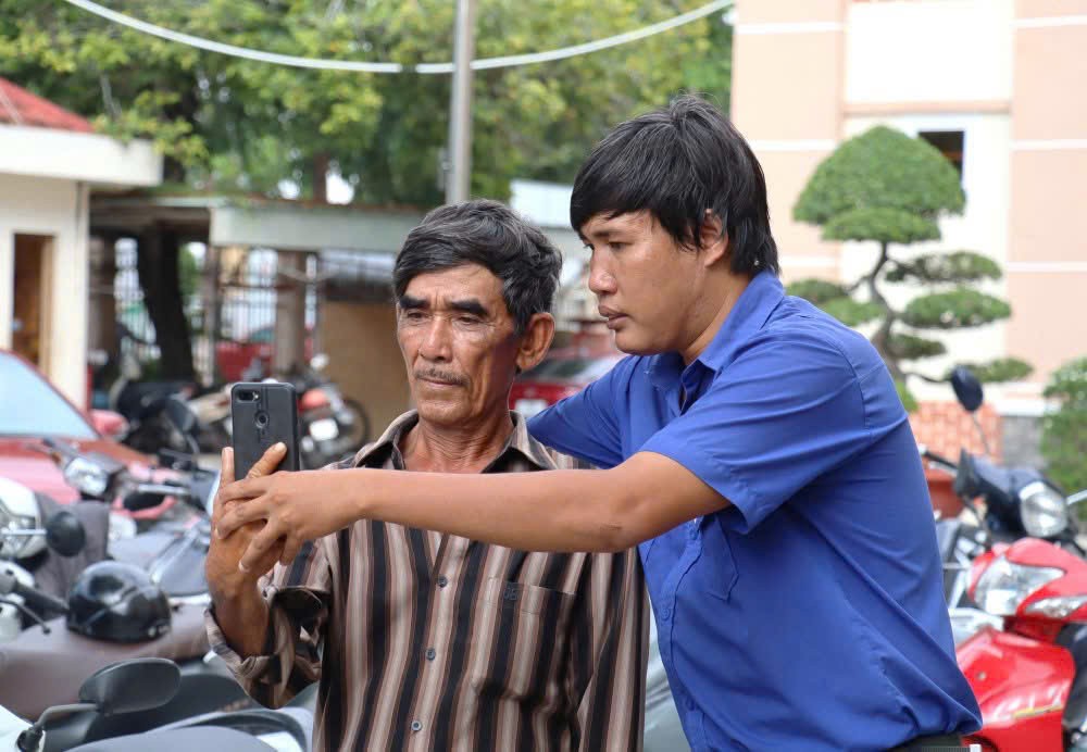 Tây Ninh phát động thi đua “Đổi mới sáng tạo và chuyển đổi số”