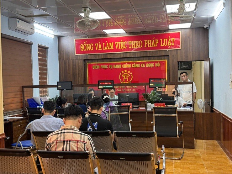 Điểm tiếp nhận phục vụ hành chính công xã