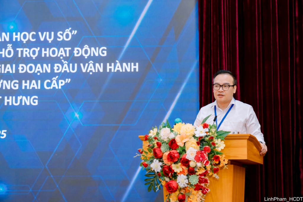 Phường Việt Hưng triển khai Chiến dịch “45 ngày đêm ra quân hỗ trợ hoạt động chuyển đổi số”