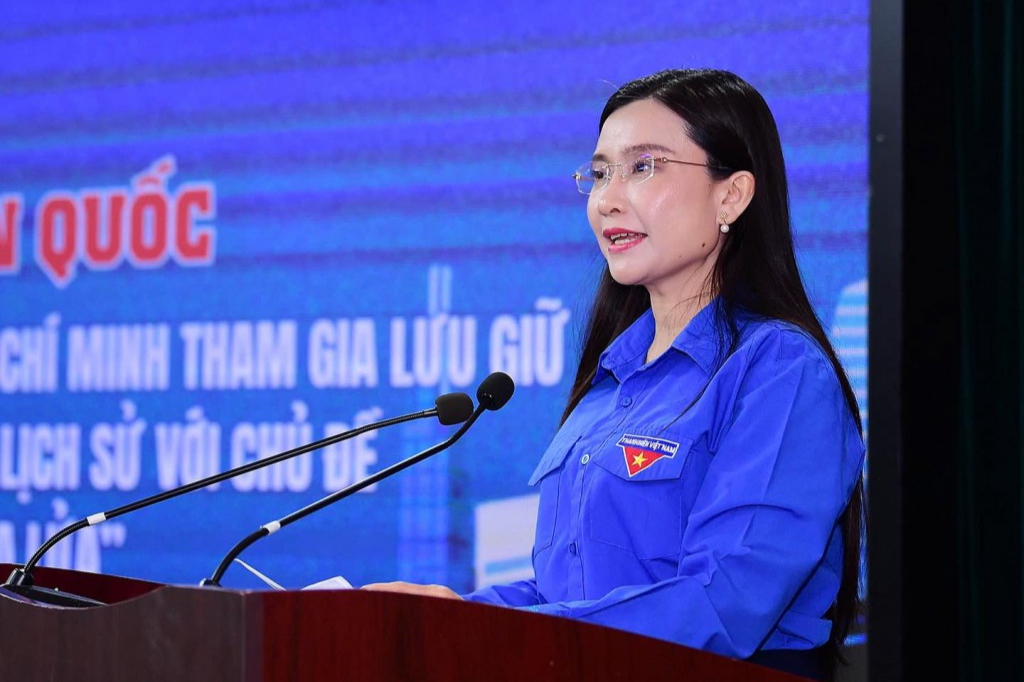 Mỗi thanh niên hãy là một "người chép sử" trong thời đại số