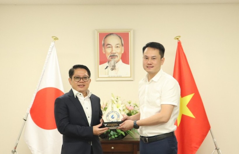 Đoàn công tác Trung ương Đoàn chào Tổng lãnh sự Việt Nam tại Nhật