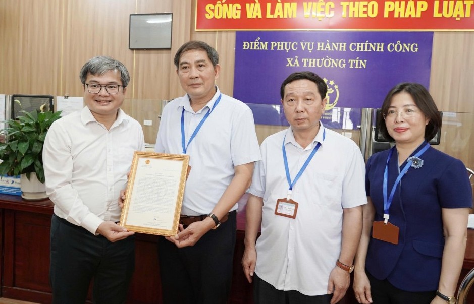 Xã Thường Tín được thành phố khen nhờ đẩy mạnh cải cách hành chính