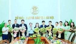 Gặp mặt 5 học sinh thi Olympic Thiên văn và Vật lý thiên văn