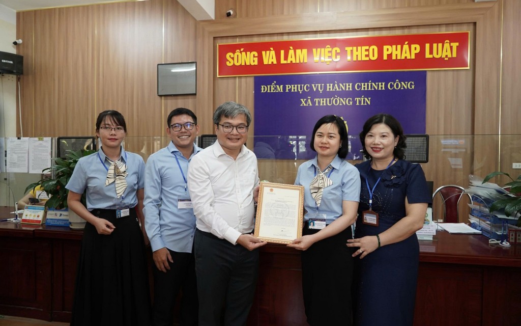 Khi cán bộ phường “lên sóng” cùng AI, góp sức xóa vùng trũng số