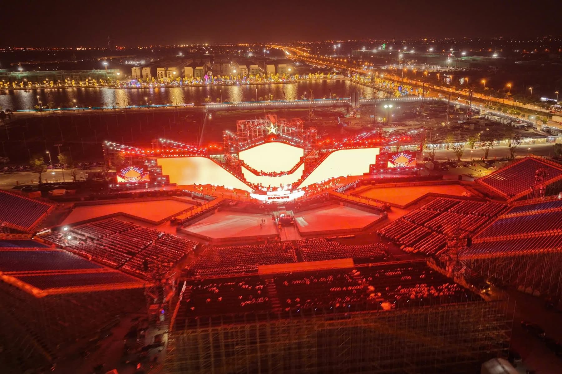 V Concert - Rạng rỡ Việt Nam: Dàn nghệ sĩ sẵn sàng 'bùng cháy' trước giờ G - Ảnh 1.