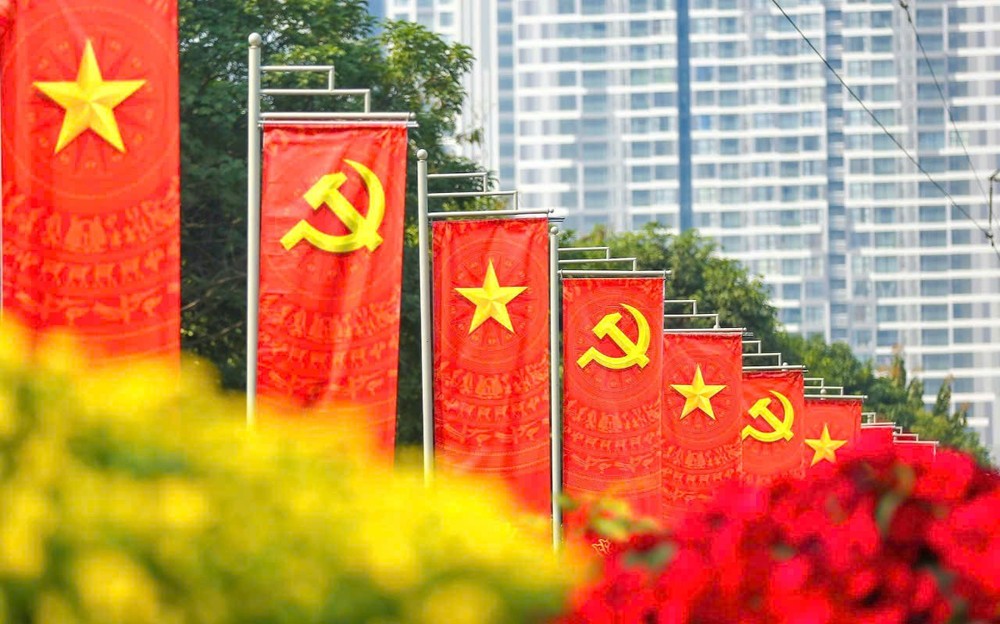 Khơi dậy niềm tự hào dân tộc, tinh thần trách nhiệm của toàn dân