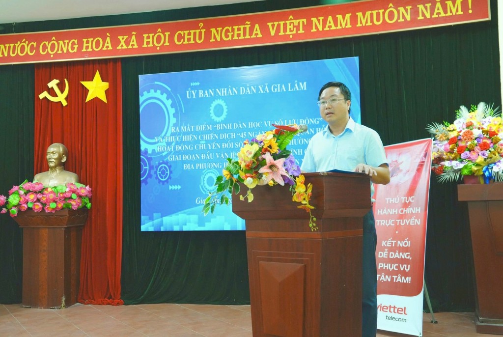 Thúc đẩy chuyển đổi số toàn diện, xây dựng chính quyền điện tử và xã hội số