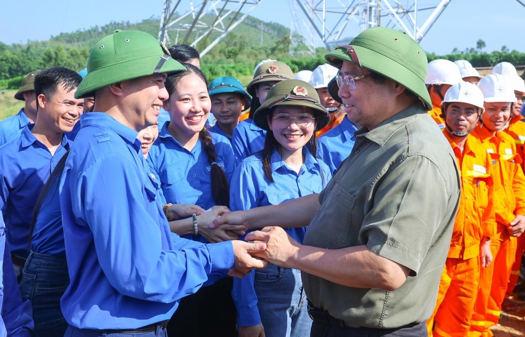 Quyết tâm hoàn thành đường dây 500 kV Lào Cai-Vĩnh Yên trong 6 tháng thay vì 2 năm