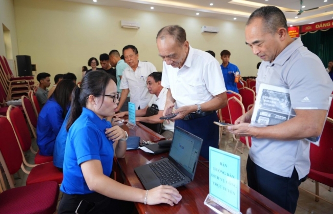 Xã Phù Đổng tích cực phát huy vai trò của Tổ chuyển đổi số cộng đồng