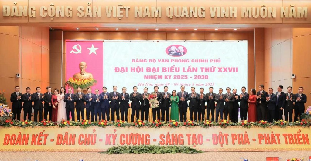 Đảng bộ Văn phòng Chính phủ đã thể hiện rõ bản lĩnh, trí tuệ, đoàn kết và thống nhất