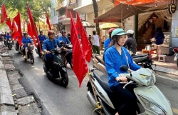 Phường Ba Đình ra quân thực hiện chiến dịch vệ sinh môi trường