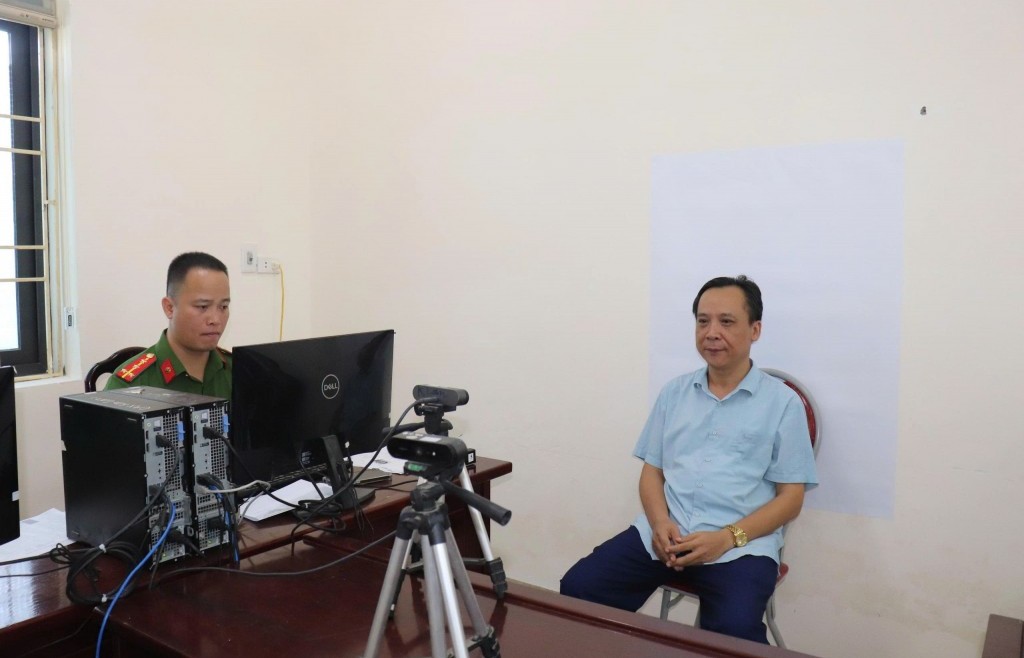 Xã Bát Tràng triển khai công tác thu nhận thông tin đảng viên