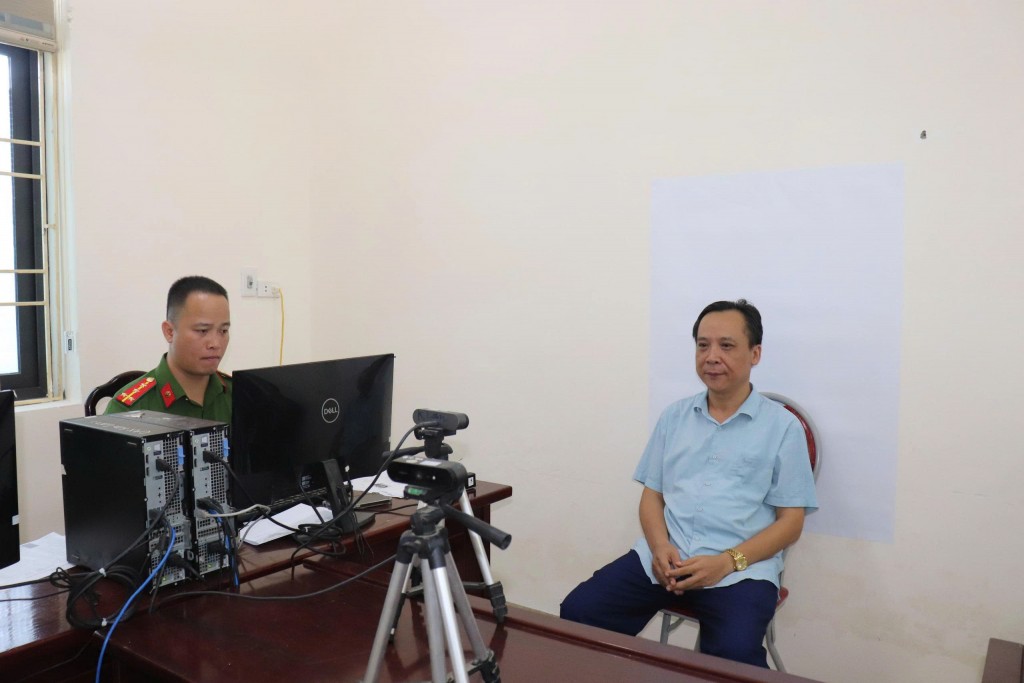 Xã Bát Tràng triển khai công tác thu nhận thông tin đảng viên