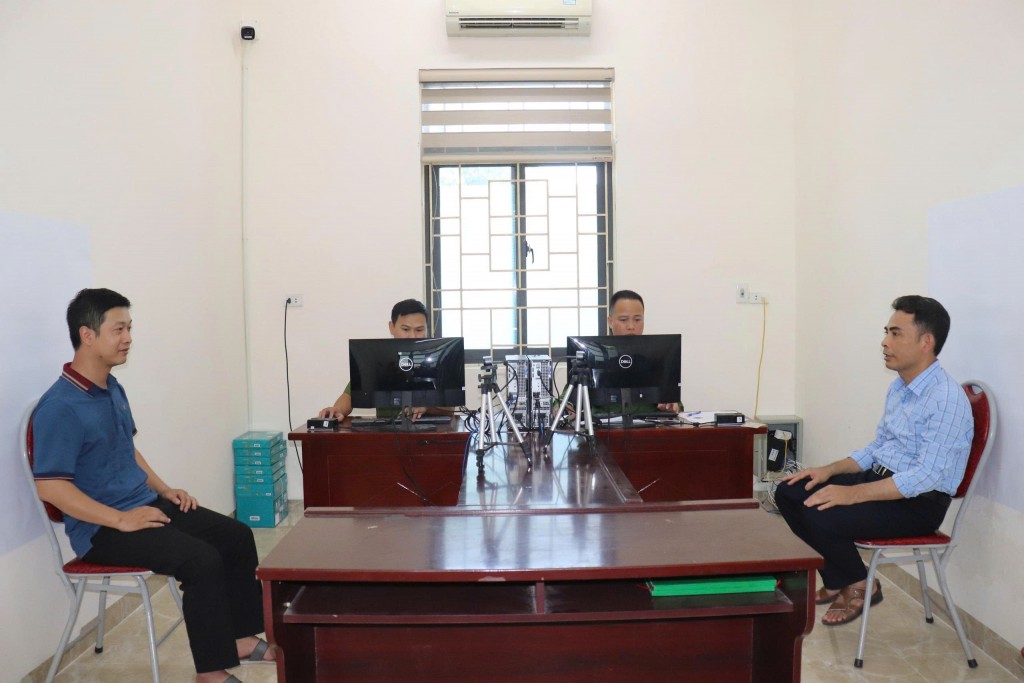 Xã Bát Tràng triển khai công tác thu nhận thông tin đảng viên