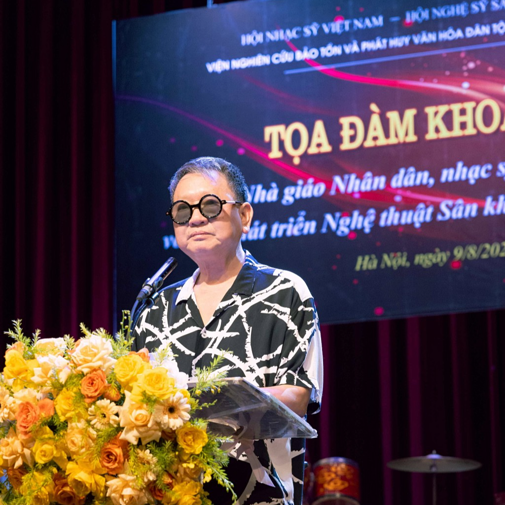 Thiếu tướng, nhạc sĩ Đức Trịnh - Chủ tịch Hội Nhạc sĩ Việt Nam nhấn mạnh về những đóng góp của NGNS.NS Hoàng Kiều