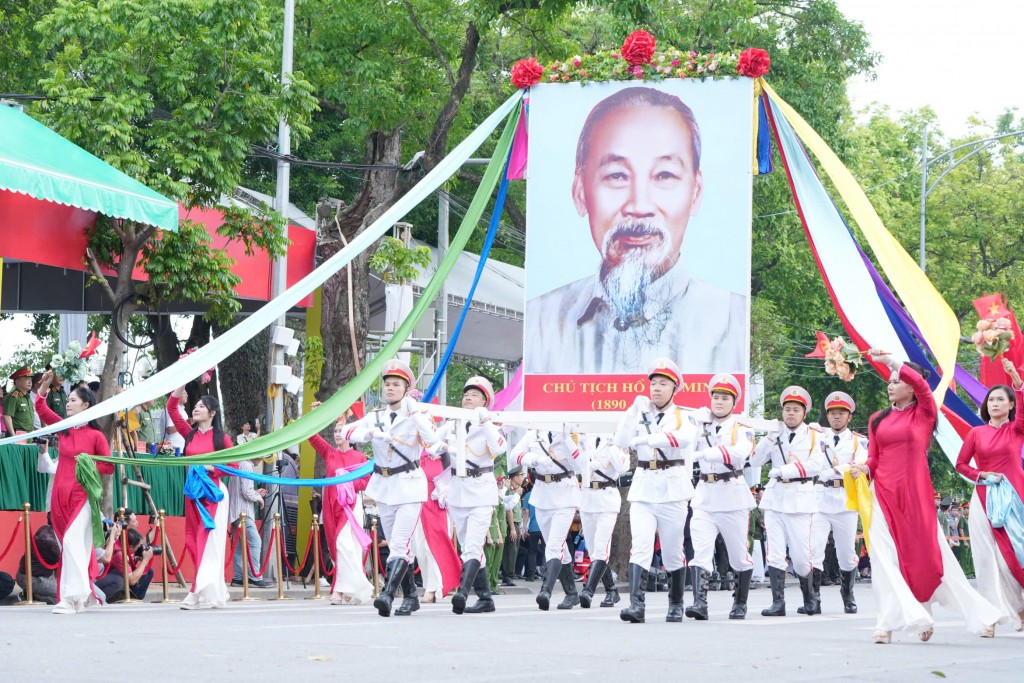 Lan toả sáng tạo, tinh thần vì nước quên thân, vì dân phục vụ