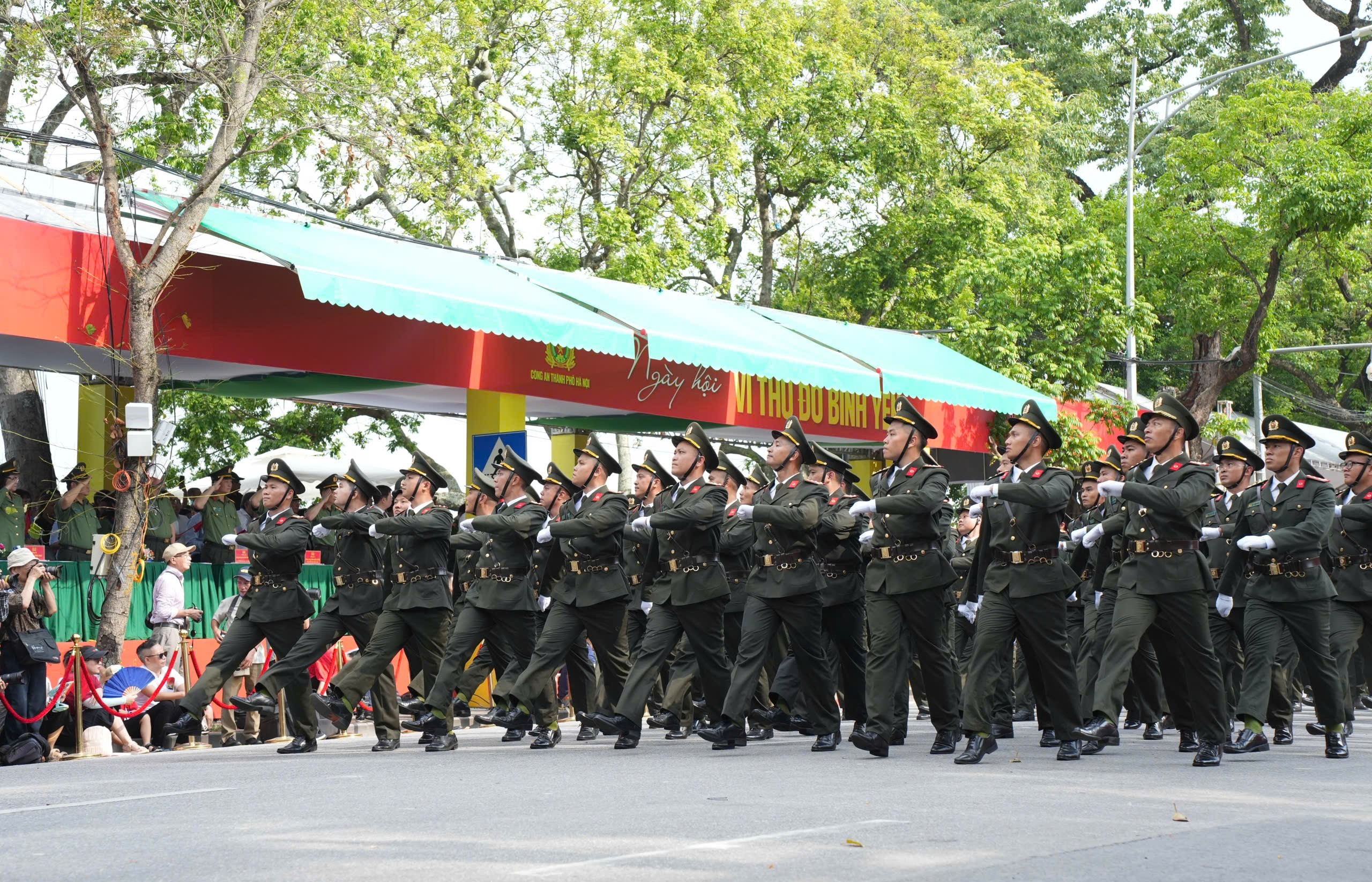 Chuỗi hoạt động “Ngày hội bình yên” tại khu vực Hồ Gươm