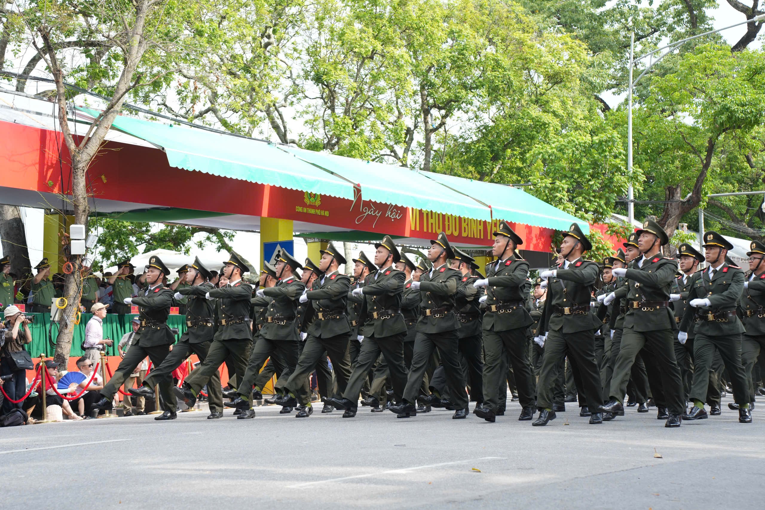 Chuỗi hoạt động “Ngày hội bình yên” tại khu vực Hồ Gươm