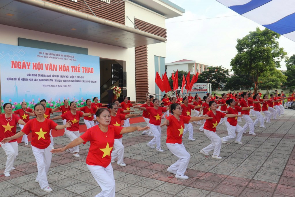 Sôi nổi Ngày hội văn hóa - thể thao xã Thuận An