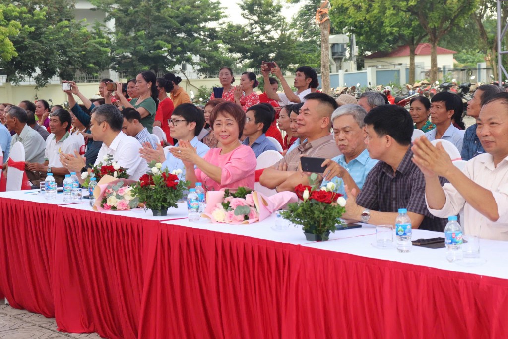 Sôi nổi Ngày hội văn hóa - thể thao xã Thuận An