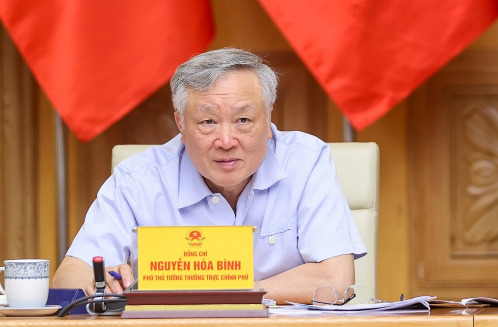 Phó Thủ tướng Thường trực Chính phủ Nguyễn Hòa Bình phát biểu tại cuộc làm việc - Ảnh: VGP/Nhật Bắc