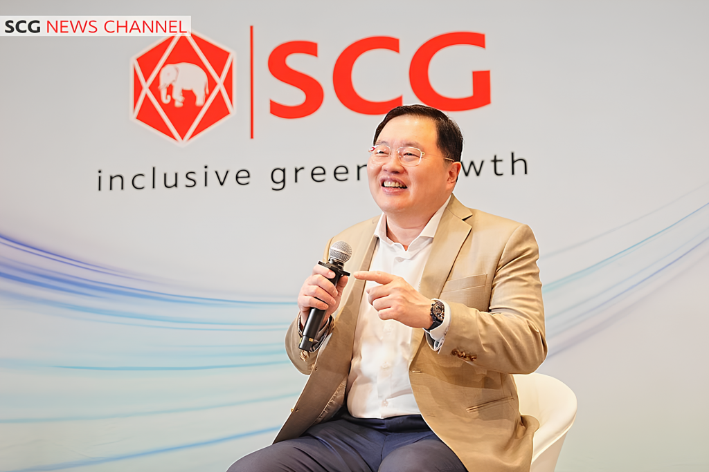 Chủ tịch kiêm Giám đốc điều hành của SCG chia sẻ, từ giữa 2024, SCG đẩy mạnh các biện pháp củng cố tài chính, giúp EBITDA nửa đầu 2025 đạt 23,67 nghìn tỷ đồng (904 triệu USD), tăng 21% so với nửa cuối 2024.