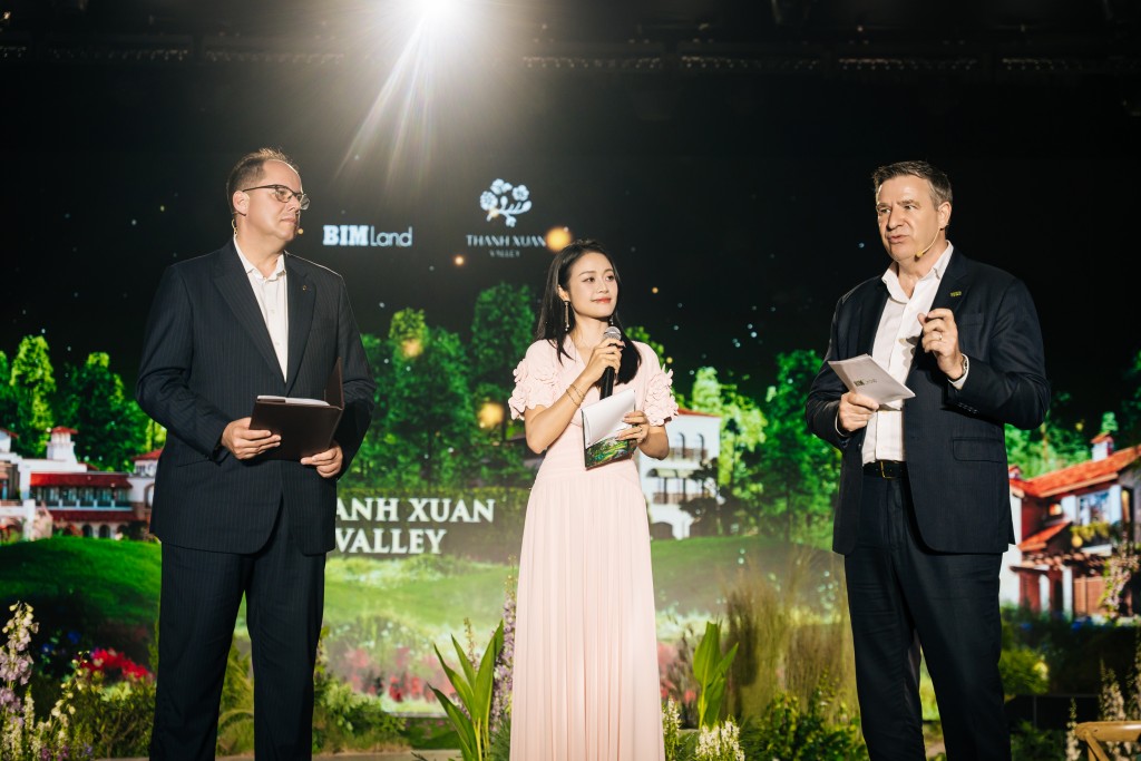 Những chia sẻ từ đại diện BIM Land và IHG Hotels & Resorts mang đến nhiều thông tin giá trị về tiêu chuẩn dịch vụ tại Thanh Xuan Valley và khu nghỉ dưỡng InterContinental Thanh Xuan Valley Resort.