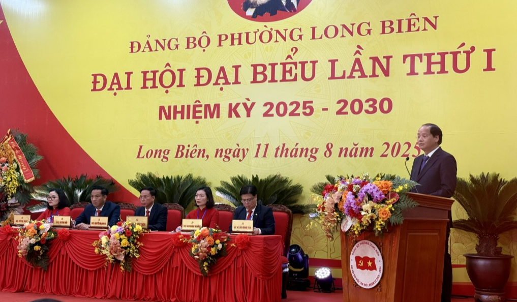 Đồng chí Nguyễn Doãn Toản, Ủy viên Ban Thường vụ Thành ủy Hà Nội, Trưởng Ban Tuyên giáo và Dân vận Thành ủy phát biểu chỉ đạo Đại hội