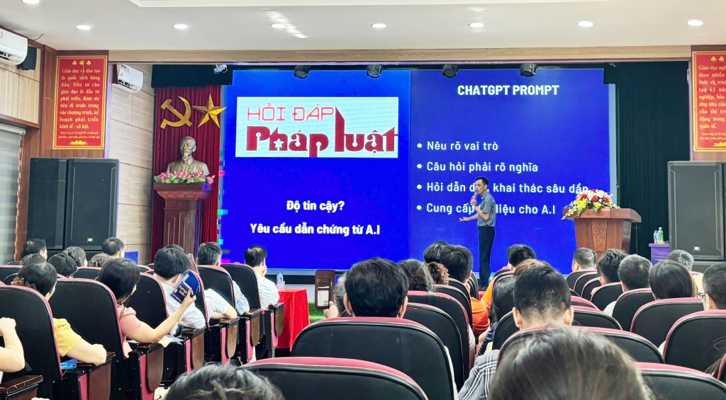 Hiệu quả chuyển đổi số: Khi chính quyền số gần dân, hiểu dân hơn