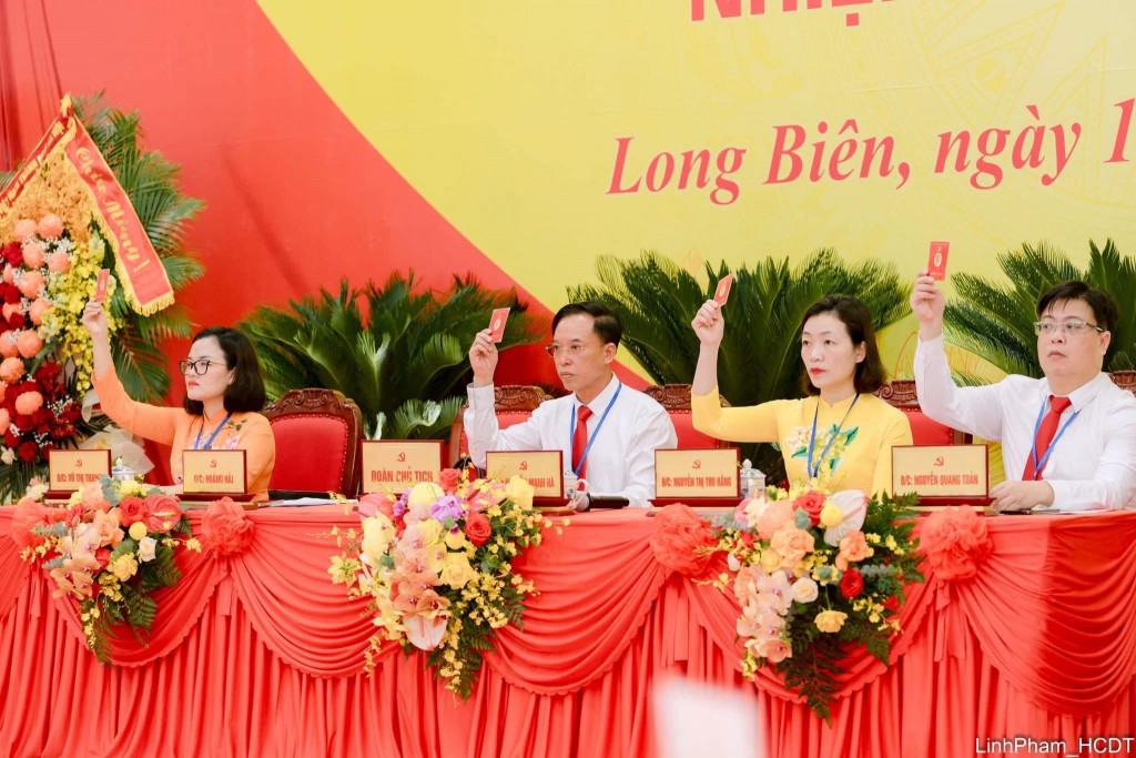 Đoàn Chủ tịch điều hành Đại hội