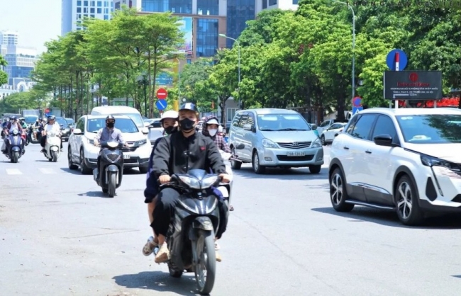 Hà Nội nắng nóng, Bắc Bộ mưa to cục bộ