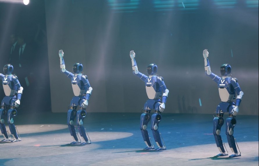 Chủ tịch VinMotion tiết lộ bí mật sau màn nhảy múa gây bão của dàn robot hình người Make in Vietnam