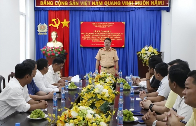 Doanh nghiệp vận tải TP Hồ Chí Minh nói không với vi phạm giao thông