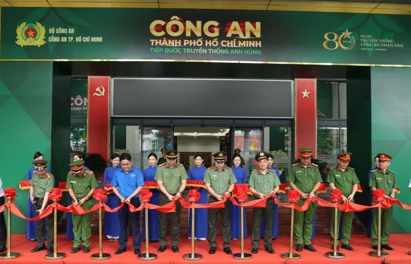 Công an TP Hồ Chí Minh: Tiếp bước truyền thống, tiên phong chuyển đổi số