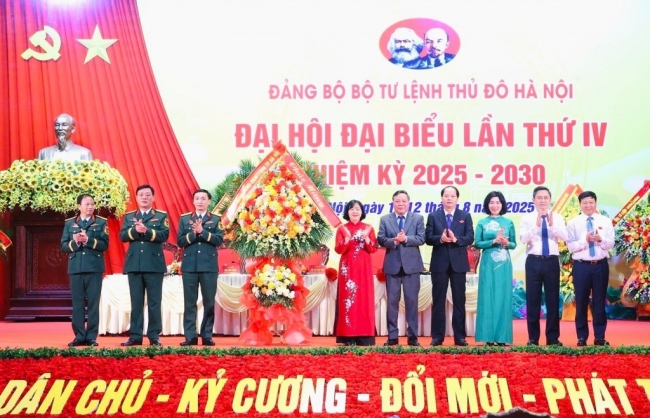 Xây dựng lực lượng vũ trang Thủ đô cách mạng, tinh nhuệ, hiện đại