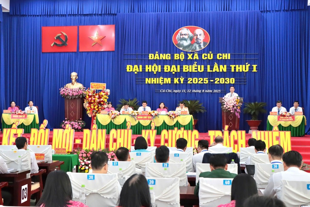 Quang cảnh đại hội