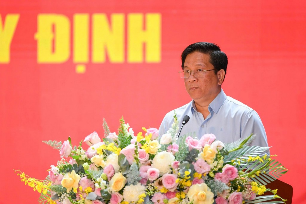 Ủy viên dự khuyết Ban Chấp hành Trung ương Đảng, Phó Bí thư Tỉnh ủy, Chủ tịch UBND tỉnh An Giang Hồ Văn Mừng phát biểu tại buổi lễ (ảnh: Như Ngọc)